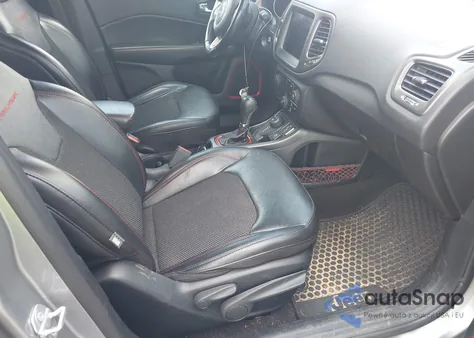 2020 Jeep Compass Trailhawk 4X4 z USA, uszkodzony, nr VIN 3C4NJDDB1LT208188